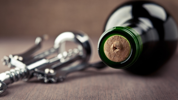 Ett litet glas vin per dag ökar risken för bröstcancer